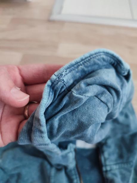 Štýlová mikina sprany vzhľad, reserved,134