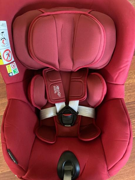 Britax romer dualfix i-size + novovložka, britax