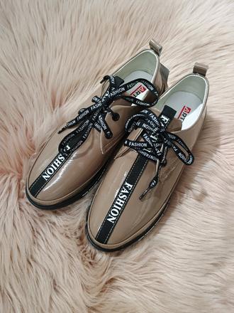 Dámske kožené topánky 2220031 b, 37