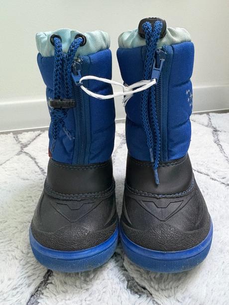 Snehule s rúnom, demar,26