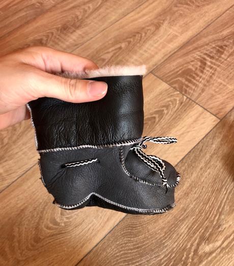 Oteplene čižmičky, 19