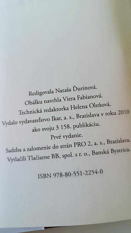Čakáreň, denisa fulmeková,