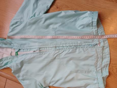 Vetrovka benetton, takmer nenosená, benetton,158