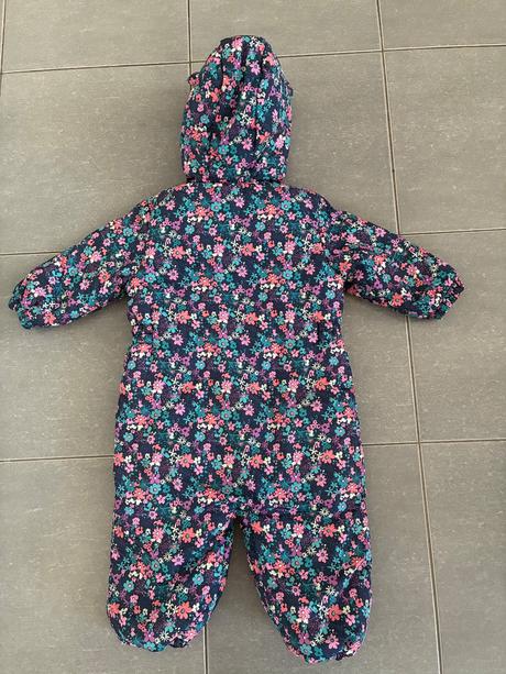 Zimny overal next, next,86