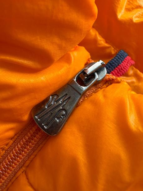 Moncler - prechodná páperová bunda, s