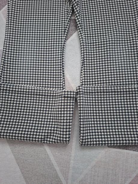 Zvonové legíny, c&a,140