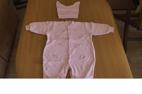 Dojčenská súprava s vestičkou, 56