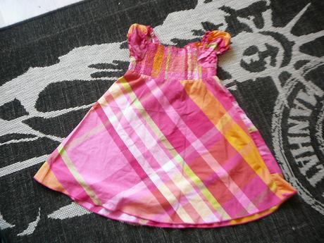 Dievcenske saty-top, 104