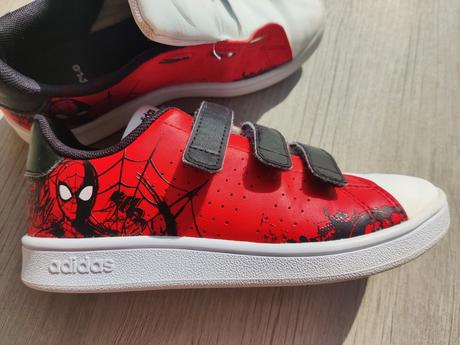Tenisky marvel, adidas,30