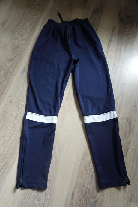 Tepláky nike 134/146, nike,134