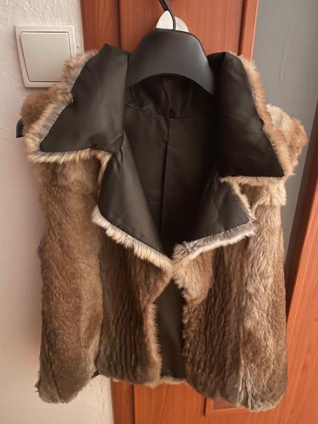 Kozusinkova vesta zo zajacika, m