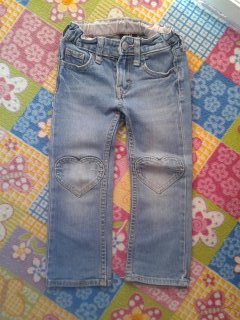 Srdiečkové rifliky, h&m,98