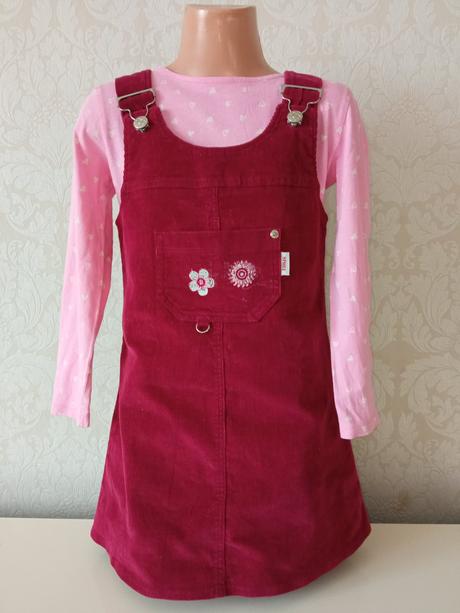 Dievčenské menčestrové šaty s trakmi (122), modelko,122