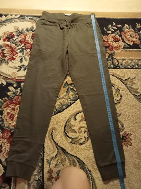 Nové tepláky, pepco,158