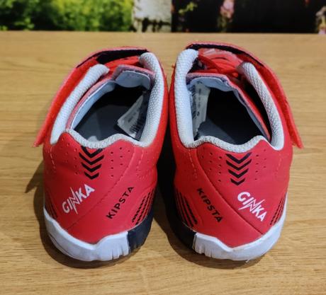 Futbalové tenisky, kipsta,31