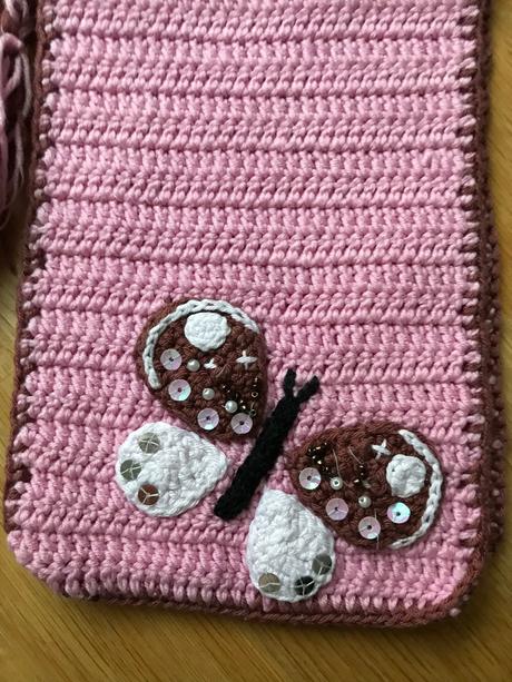 Nadherny motylikovy set, 92