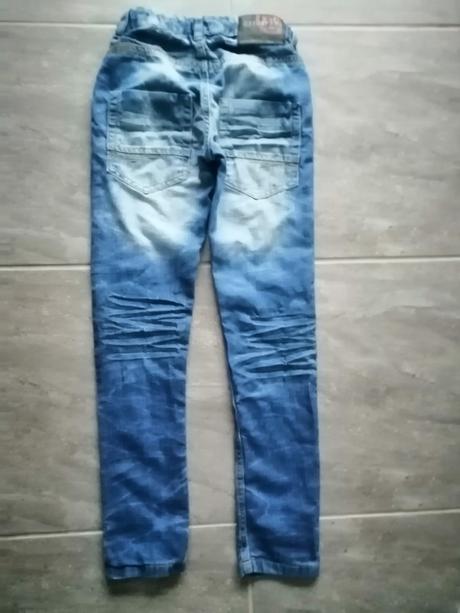 Elastické džínsy v146, 9-12r., 146