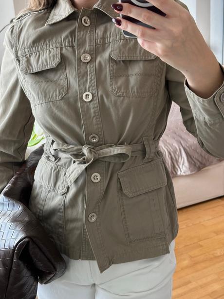 Viral štýlová vrchná khaki košeľa s opaskom, s