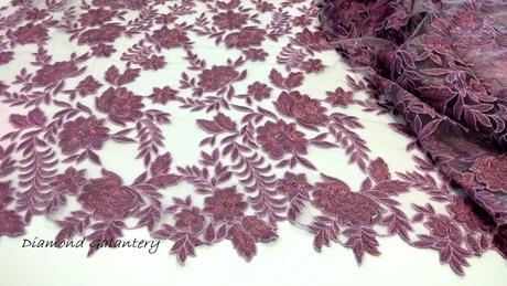 Krajková látka - šedofialová kvety - cena za 10 cm, 