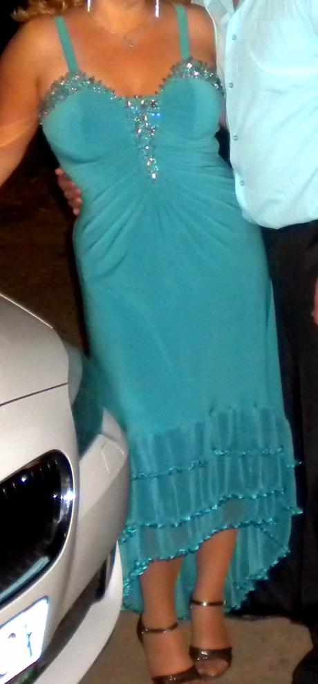 Krásne tyrkysové šaty, 42