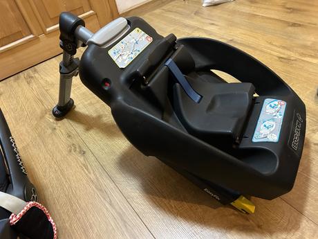 Vajíčko maxi cosi cabriofix + základňa na isofix, maxi cosi