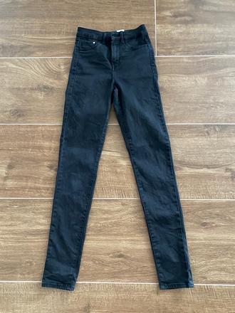 Cierne rifle, h&m,26