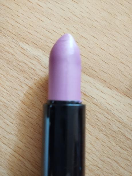 Balík dekoratívnej kozmetiky, 