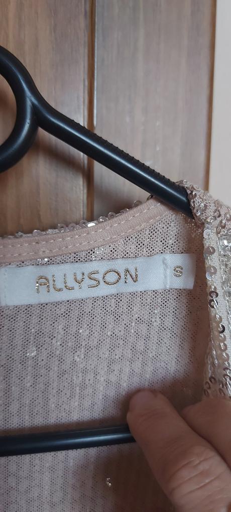 Slávnostné šaty, s