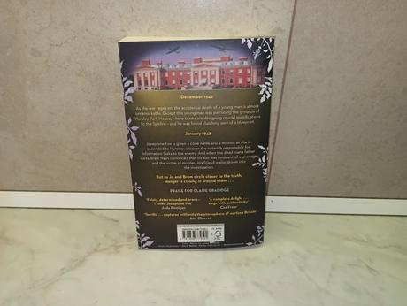 Claire gradidge - treachery at hursley park house, 