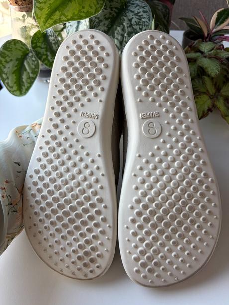 Shapen slip-on easin stone, veľkosť 39, 39