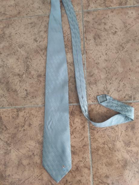 Pánske značkové kravaty, 