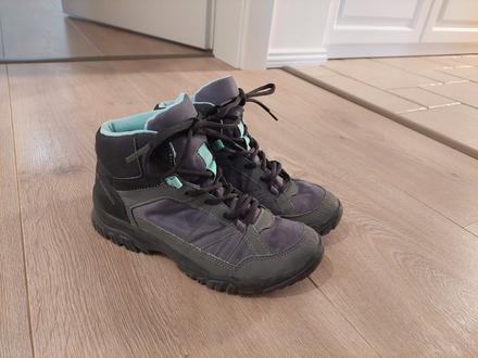 Turisticke topanky top stav, 36