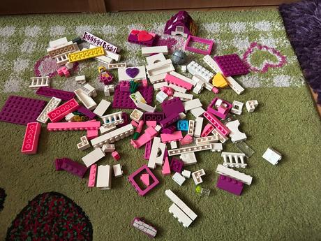 Lego ružové,