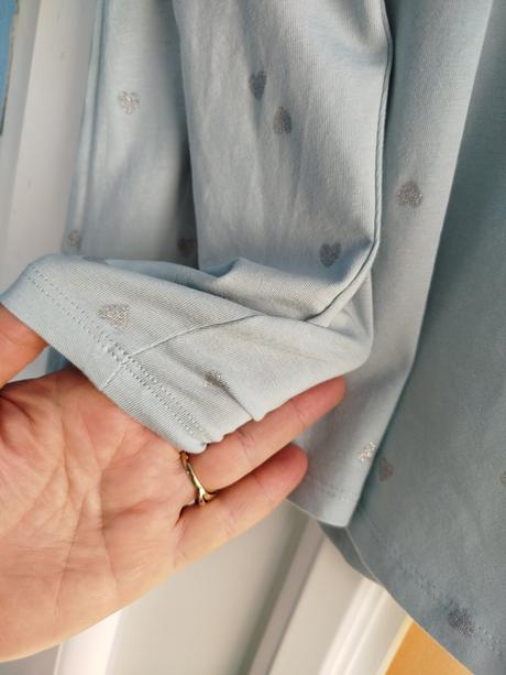 Tričko so srdiečkami 134/140, h&m,134