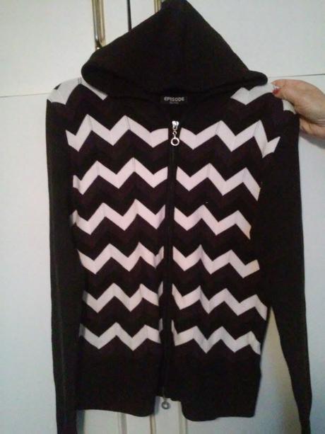 Nenosený sveter s kapucňou, m