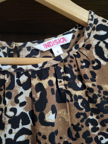 Tigrované šaty, s