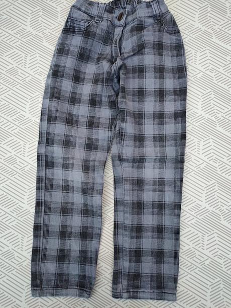 Kockované nohavice, 104