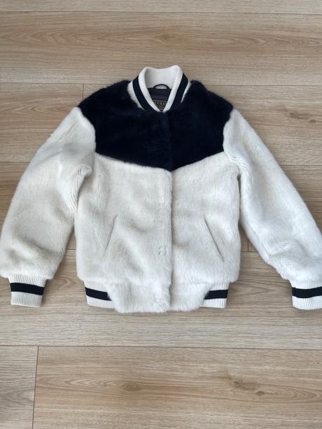 Guess huňatá bundička top stav, guess,xs