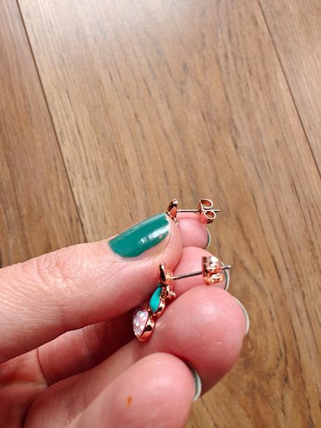 Petra toth náušnice, petra toth