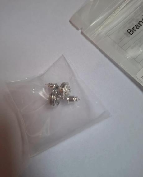 Dámske elegantné náušnice, 