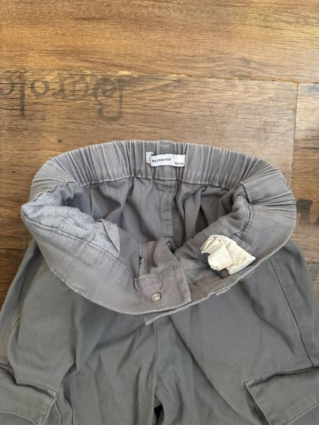 Sivé kapsáče, reserved,146