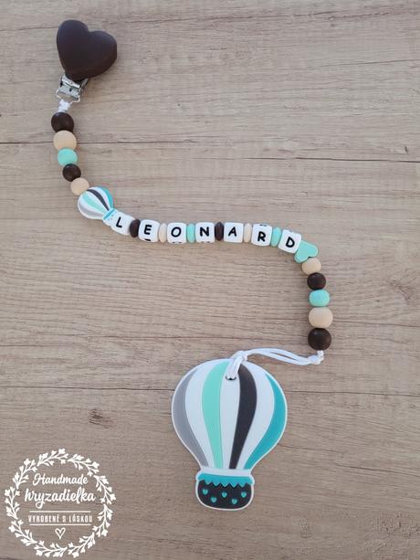 Hryzadielka a retiazky na cumlík, 