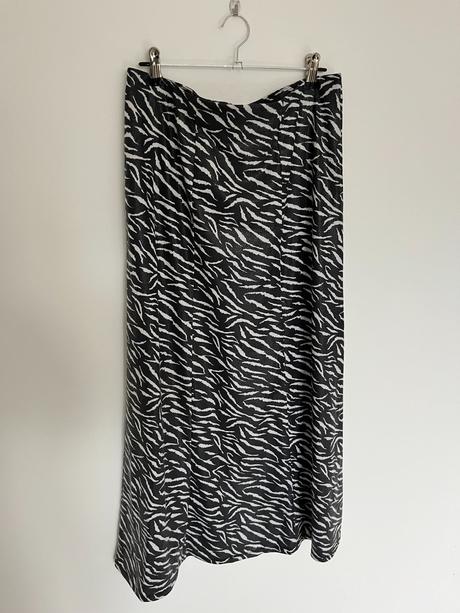 Dlhá maxi pruhovaná zebrovaná sukňa s hadím vzorom, zara,l