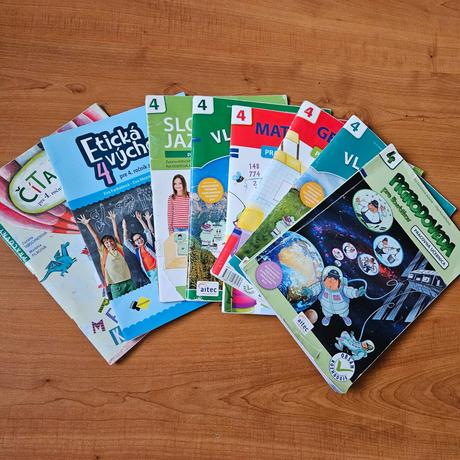 4.ročník knihy vyplnené, 
