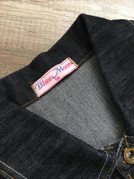 Rifľové šaty, 146