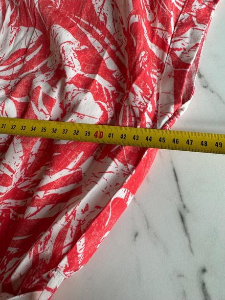 Nové šaty z viskoza značka heavy tools xs -s, s / xs