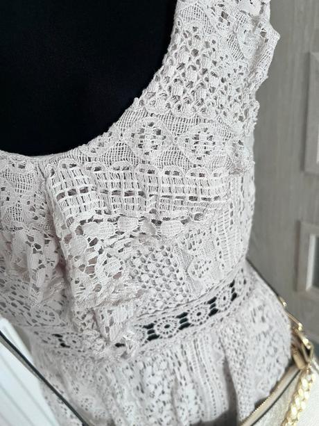 Čipkované šatočky, m