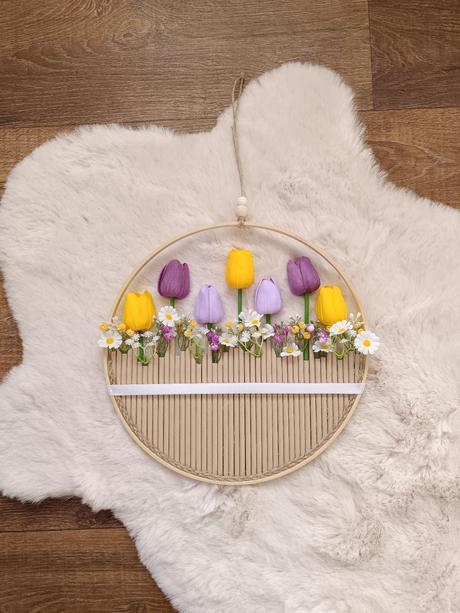 Kvetinová žlto-fialová dekorácia, 