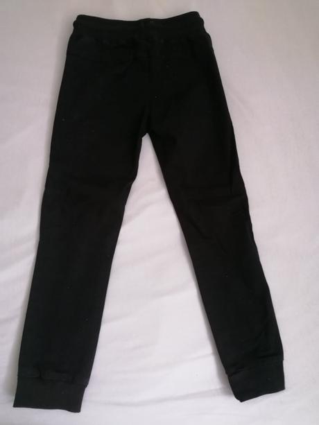 Elastické nohavice, 134