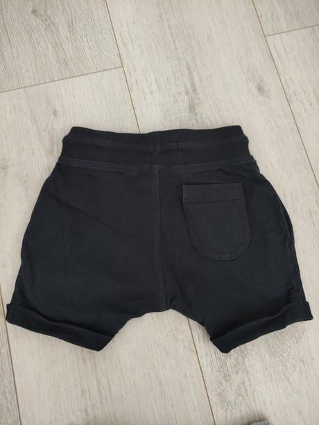 Šortky, next,80
